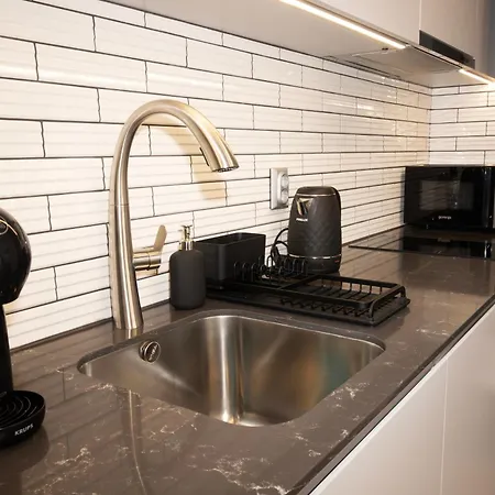 Apartman Spacious Stylish 2bdr