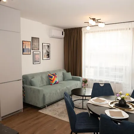 Spacious Stylish 2bdr Apartman *